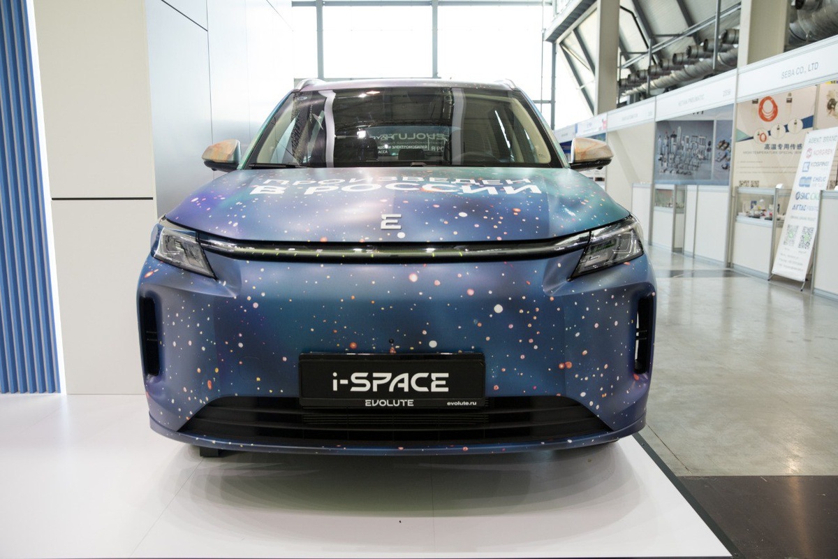 Evolute i-Space стал мощнее, а комбинированный запас хода вырос до 1250 км.