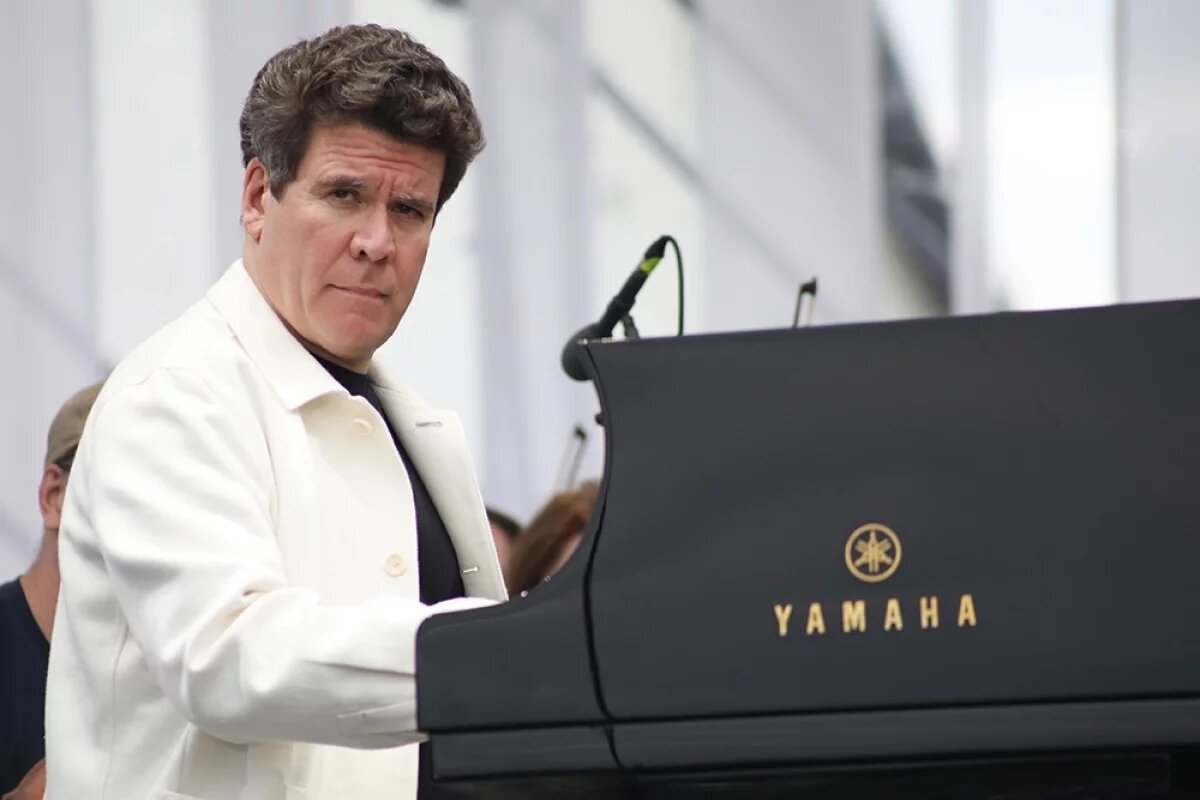    Денис Мацуев.