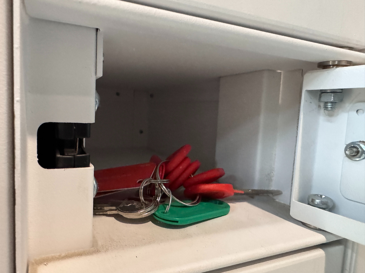 Ключи от моей квартиры, фото автора блога Дно Мещанства