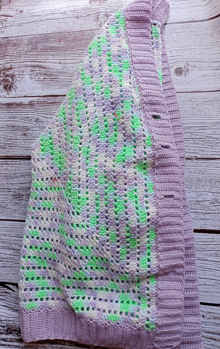 ОбВязала резинкой.