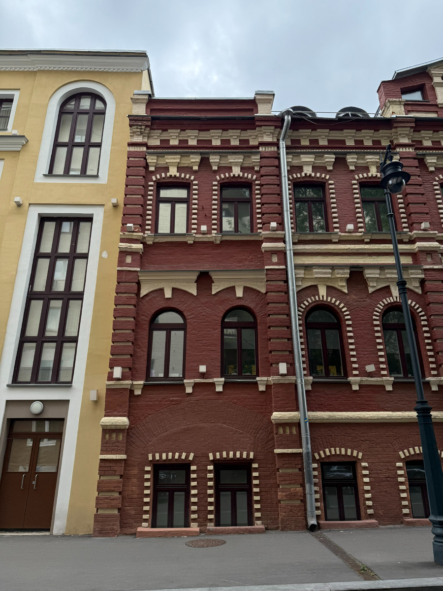 Фото автора канала. Доходный дом Е. К. Жиглинской.