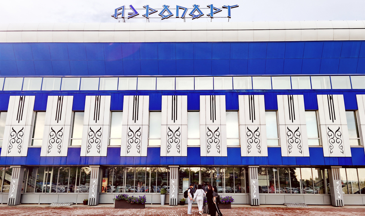 Из Москвы в столицу республики, Абакан, есть прямые рейсы — в пути около 5 часов.Фото: Shutterstock.com