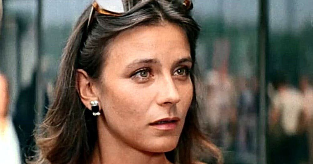 Елена Сафонова