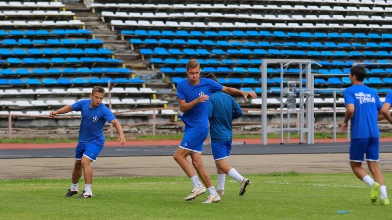     Матч "Динамо-Барнаул" с "Урал-2" ФК "Динамо-Барнаул"