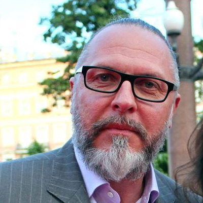     Юрий Грымов собирается снять фильмы про женщин Маяковского и Адама и Еву