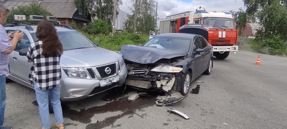    Полицейский и двое граждан пострадали в ДТП в Петрозаводске. Фото: МВД Карелии