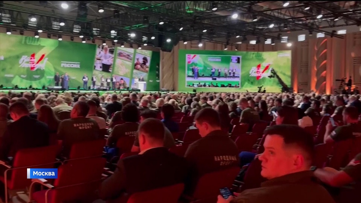    Зиля Фаттахова, руководитель движения «Масксети Щит Уфа», получила нагрудный знак «Все для Победы»