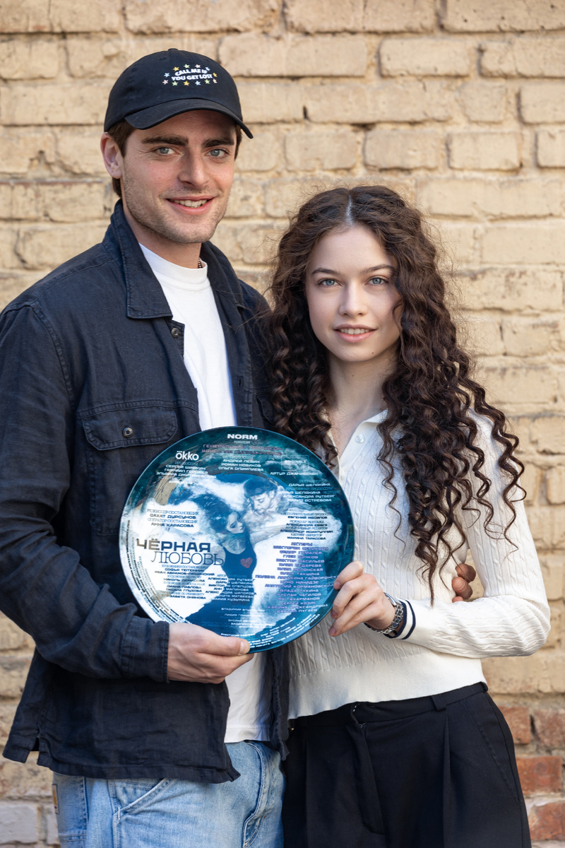 Кадр со съемок сериала «Черная любовь»