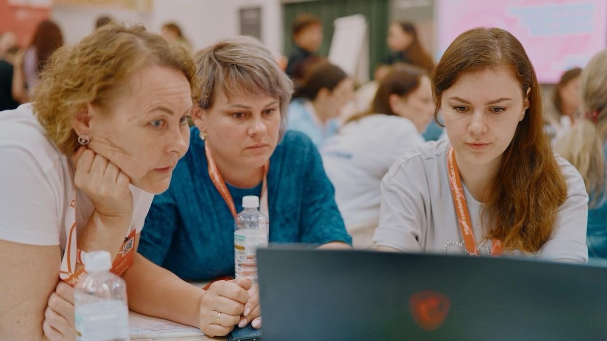    По закону на всех рекламных сообщениях должны присутствовать соответствующая пометка. Фото: Ассоциация Добро.рф