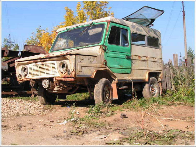 Каких только автомобильных шедевров инженерной мысли не встретишь на наших дорогах