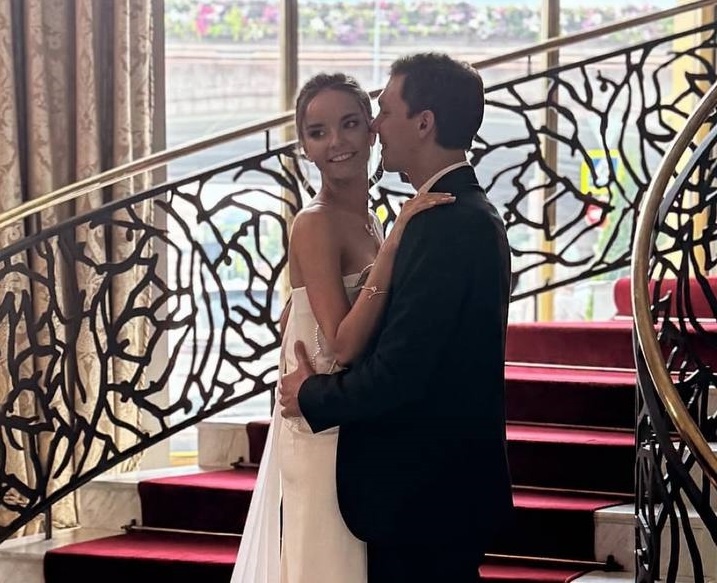    Молодожены сыграли свадьбу 7 июля