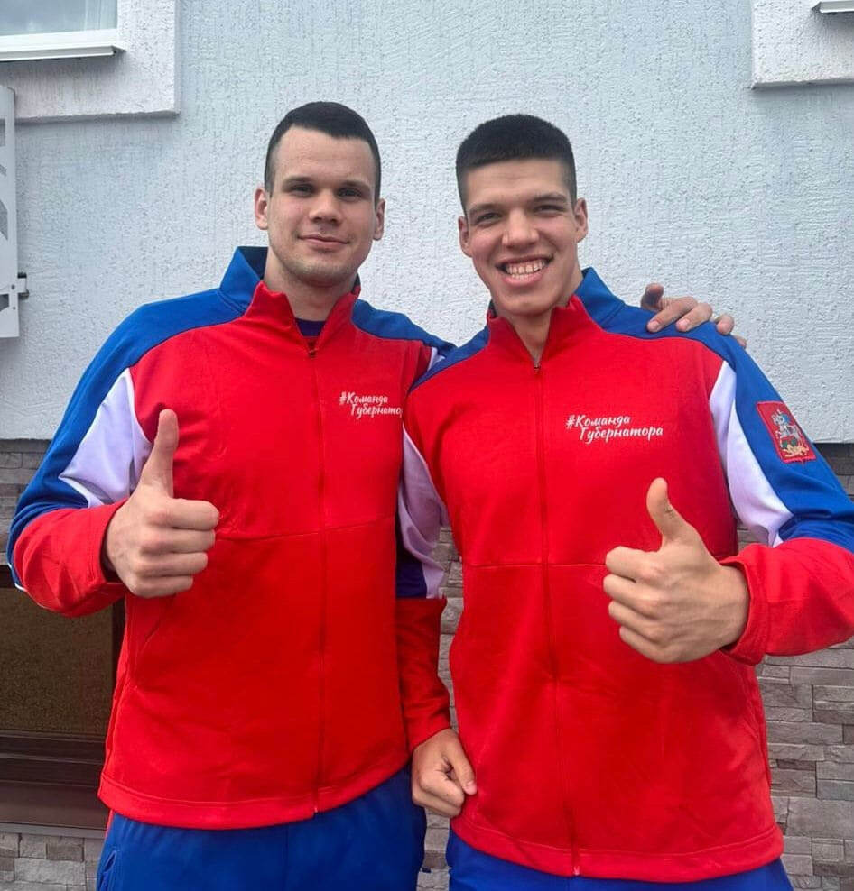    Кирилл Акрамов (слева) и Антон Аксюков в новом сезоне сыграют друг против друга