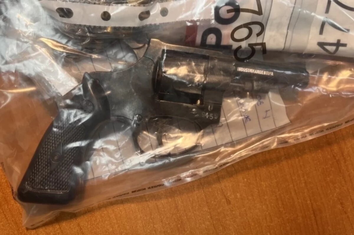    Севастополец получил два года тюрьмы за продажу оружия