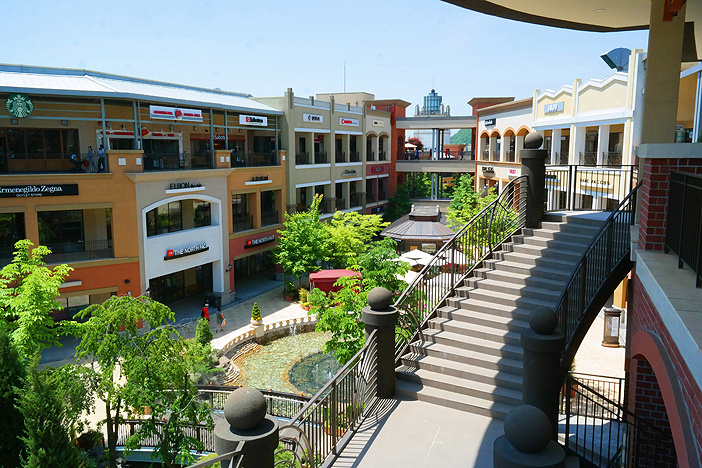 Shopping in Korea. Источник: visitkorea