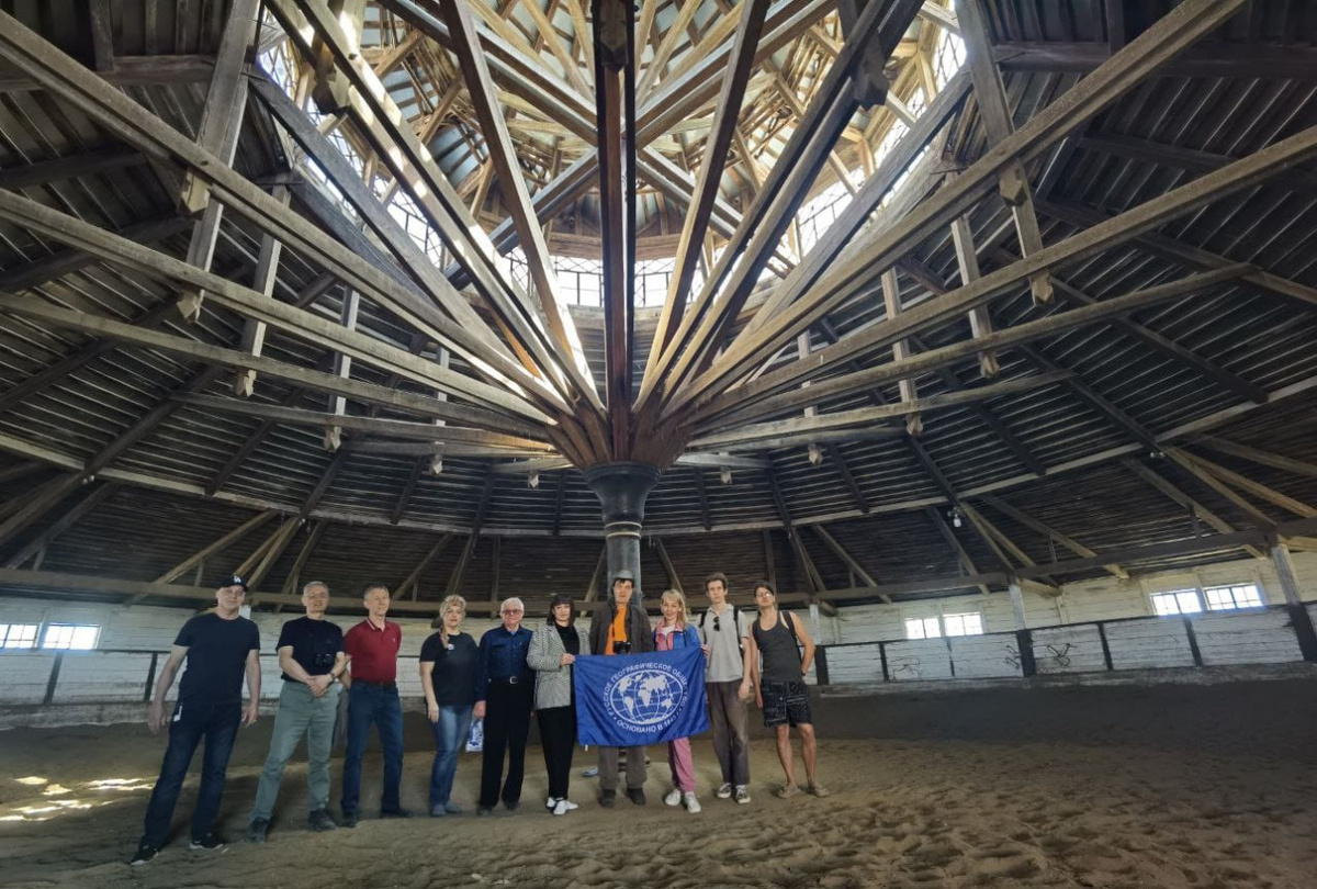 Участники экспедиции. Фото: Александр Чибилев / Оренбургское региональное отделение РГО