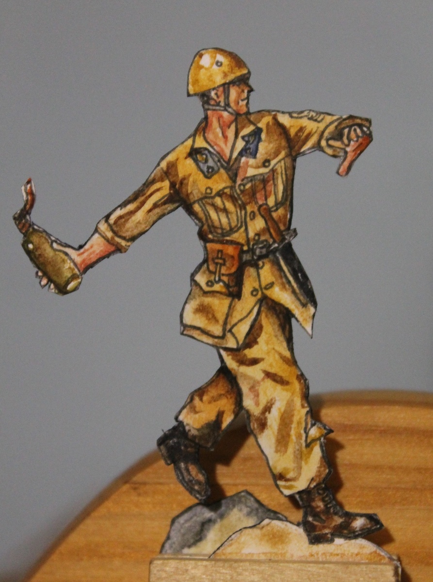 Парашютист дивизии "Фольгоре". Источник - https://vk.com/photo-151482153_457298652