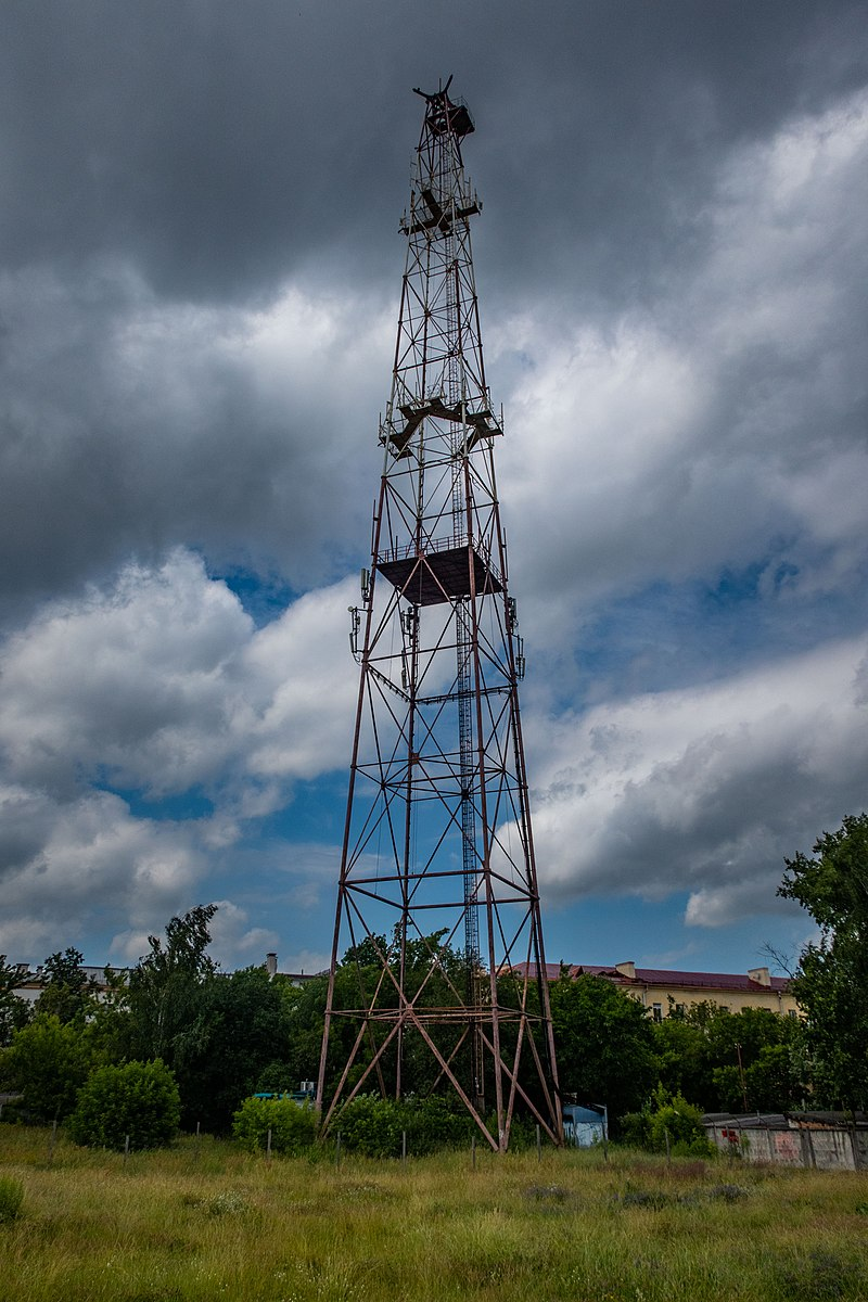 Антенная башня станции глушения в Минске (по окончании деятельности, перешла в пользование мобильных операторов). Фото: Википедия.