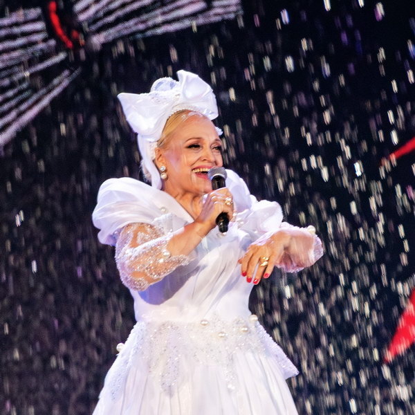     Надежда Кадышева даст два концерта в Зелёном театре Парка Горького