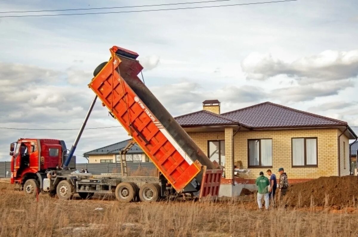    На Дону самой высокооплачиваемой отраслью стало строительство