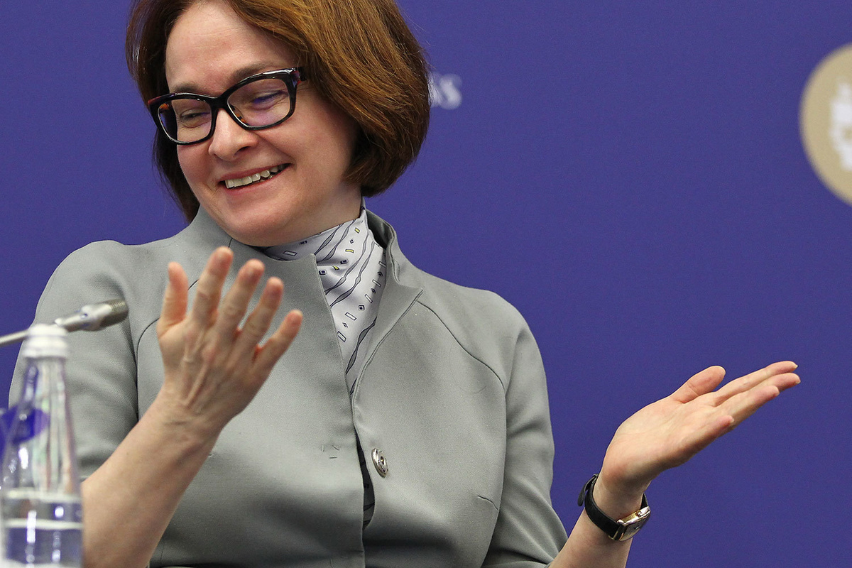 Что-то не сходится: цифры ЦБ и ощущения народа