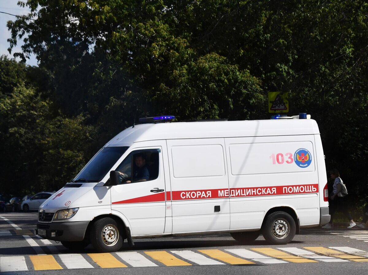    Автомобиль скорой помощи© РИА Новости / Наталья Селиверстова
