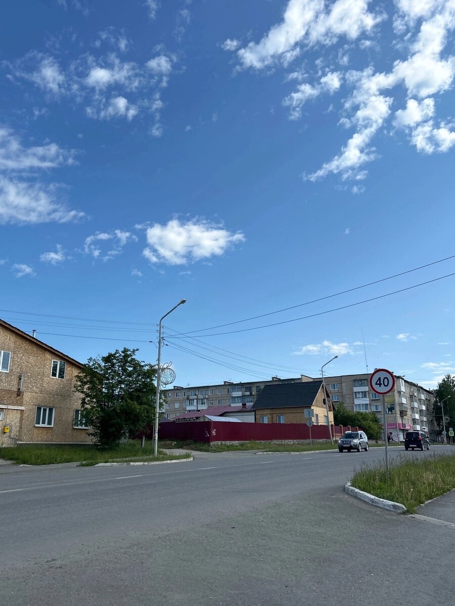 Улица Ленина летом 