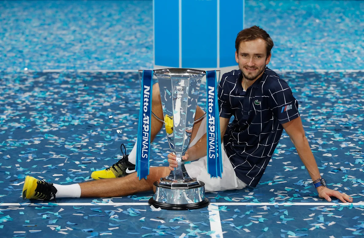 Победив в финале Доминика Тима, Даниил Медведев стал последним чемпионом Nitto ATP Finals в Лондоне, откуда на следующий год турнир переезжает в Турин
Фото: Paul Childs, Reuters