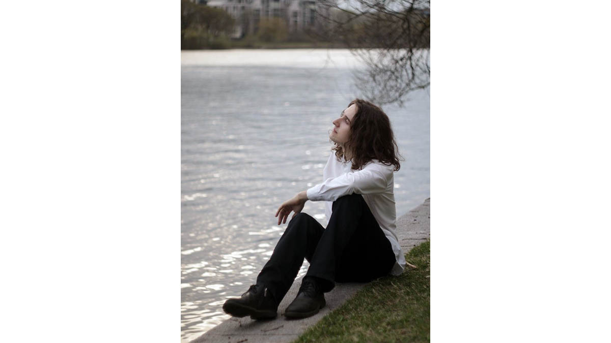    Максим Чекмарев