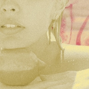  📷    Локации для занятий спортом, уходовая косметика, тренды макияжа и маникюра: летний бьюти-дайджест (фото 1)