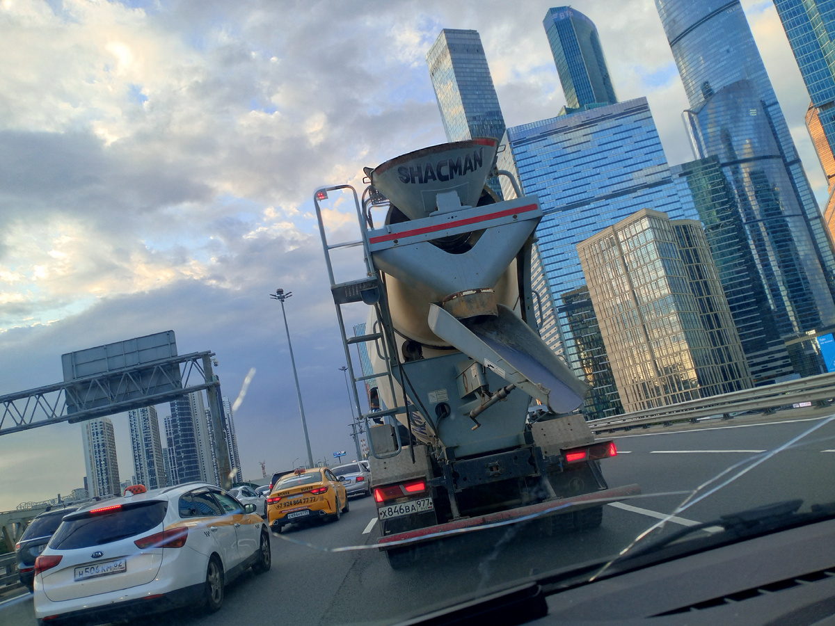 Пробки, пробки, пробки...