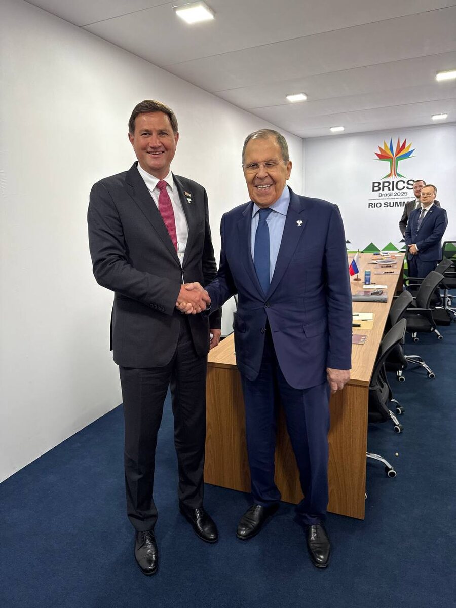 Максим Рыженков и Сергей Лавров на саммите БРИКС в Бразилии, фото: Мария Захарова