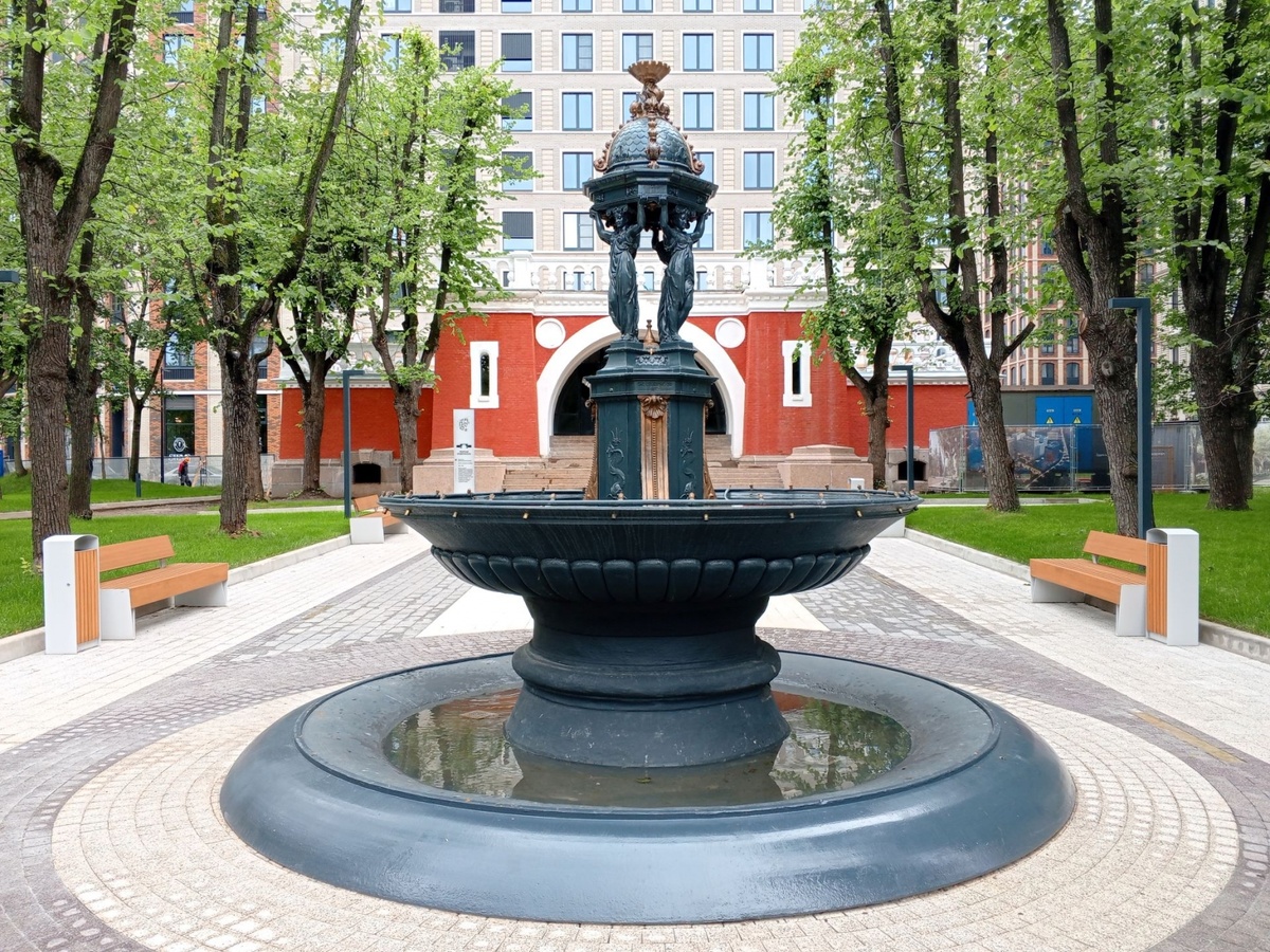 Фото: фонтан Уоллеса в Москве после реставрации MAFSTORE