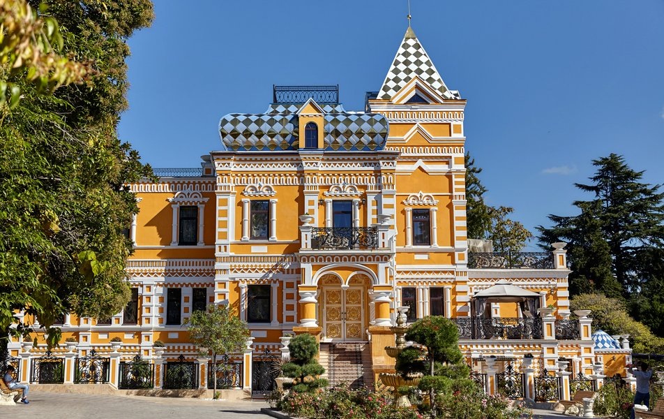 https://khludov-sochi.ru