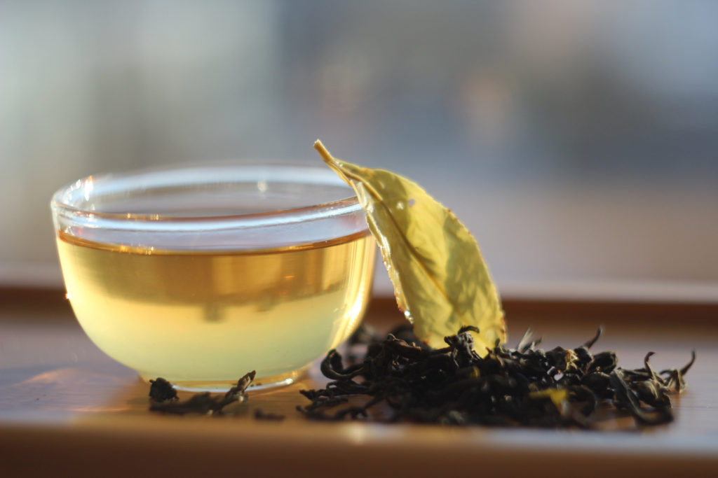 Желтый чай из Камелии формозской (Тайвань). © Ольга Никандрова. К тексту имеет слабое отношение