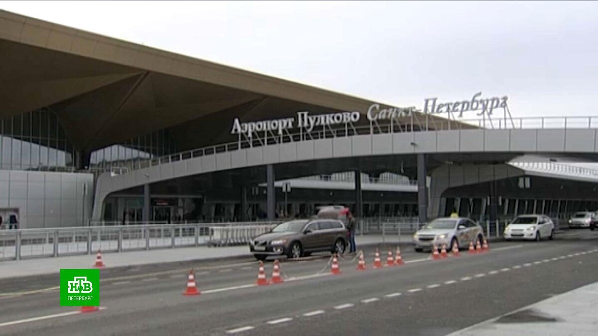    Депутаты обратились в ФАС после появления платной «курилки» в Пулково