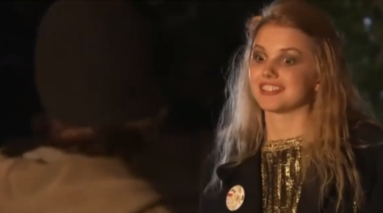 Кэсси знакомится с Сидом