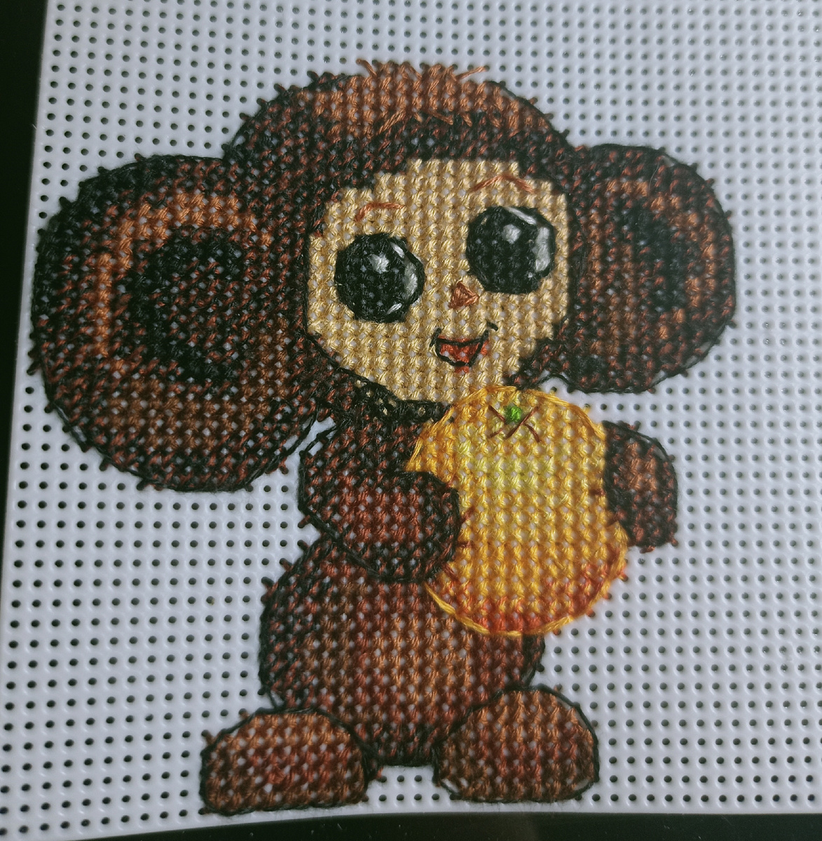 2.Сегодня немного по вышивала, немного походила,чуть больше почитала, в общем всего понемножку. 