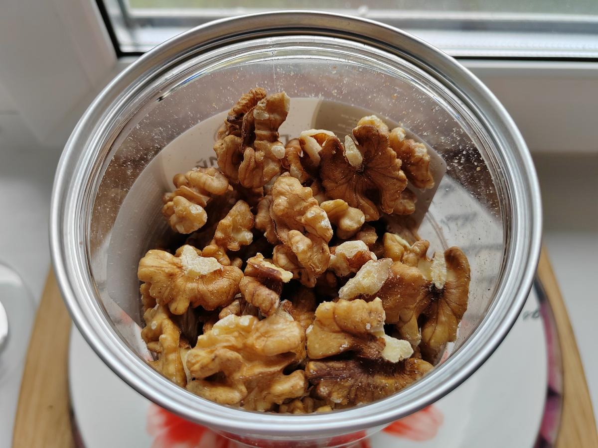 Вкусный орех) 