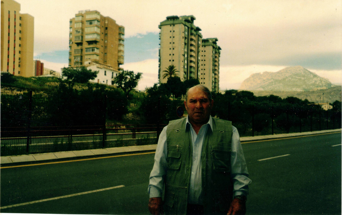 апрель 2004 года .Бенидорм .Испания 