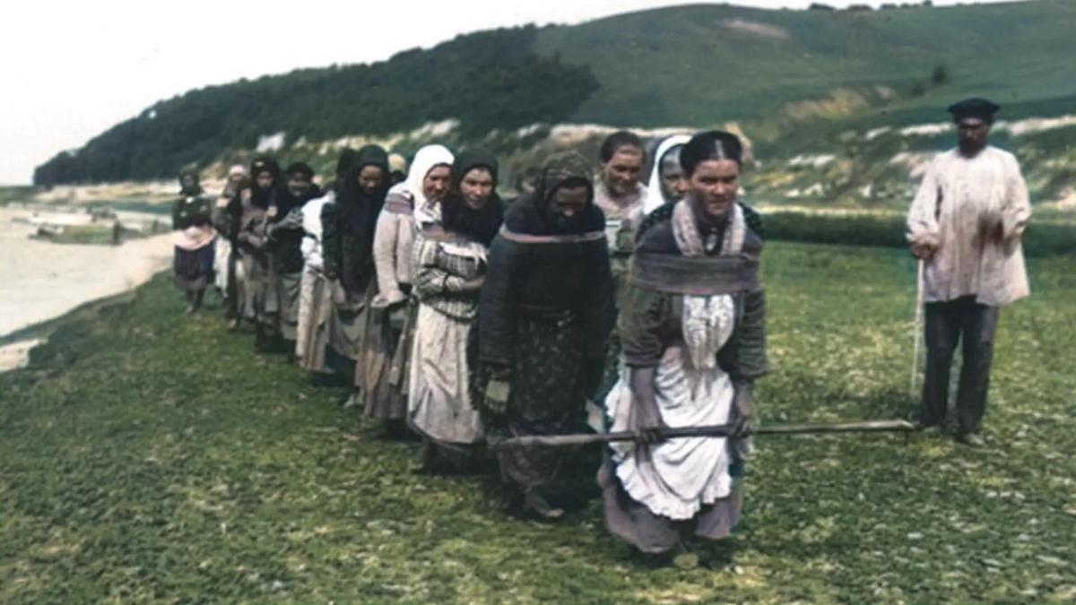 Женское бурлачество.