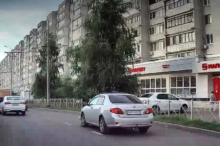 Управляющая компания «Правильный дом» провела в доме №72 на улице Юлиуса Фучика в Казани заочное голосование собственников по вопросу перехода на прямые договоры с РСО. скриншот сайта Яндекс-карты