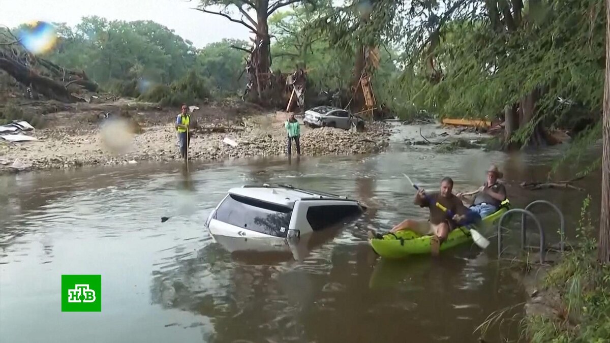    Десятки пропавших и 80 погибших: в Техасе не могут оценить ущерб от наводнения