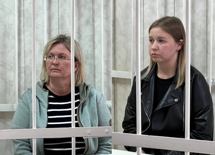 Слева — Чубыкина, справа — Ершова. Фото прокуратуры Новосибирской области.