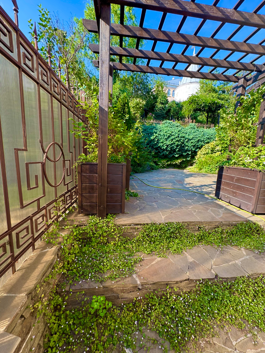 Вход в садик