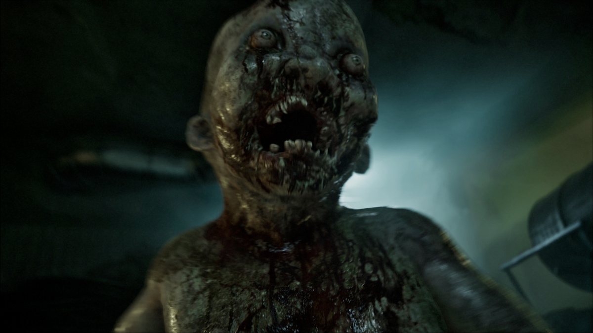 В Team Clout входят разработчики, которые работали над разными произведениями хоррор-жанра, в том числе над фильмами «Пожиратель душ» и «За гранью З/Л/А», а также будущим сериалом «Оно: Добро пожаловать в Дерри»