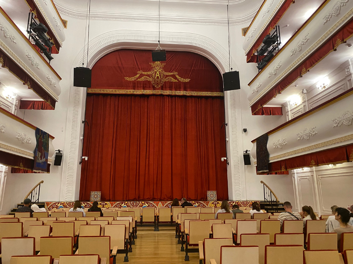 Театр "Созвездие" ( бывший Алафузовский театр)