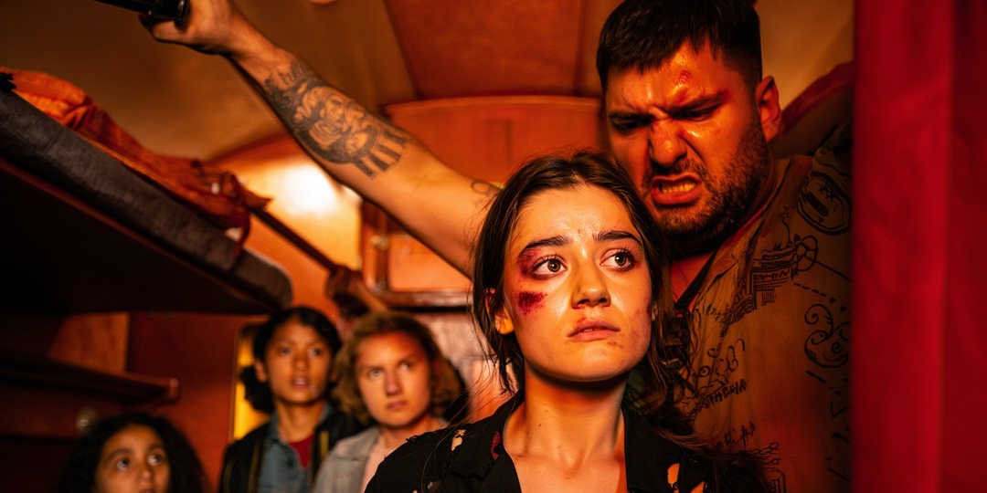 Нижняя полка в плацкарте: когда просьба превращается в угрозы