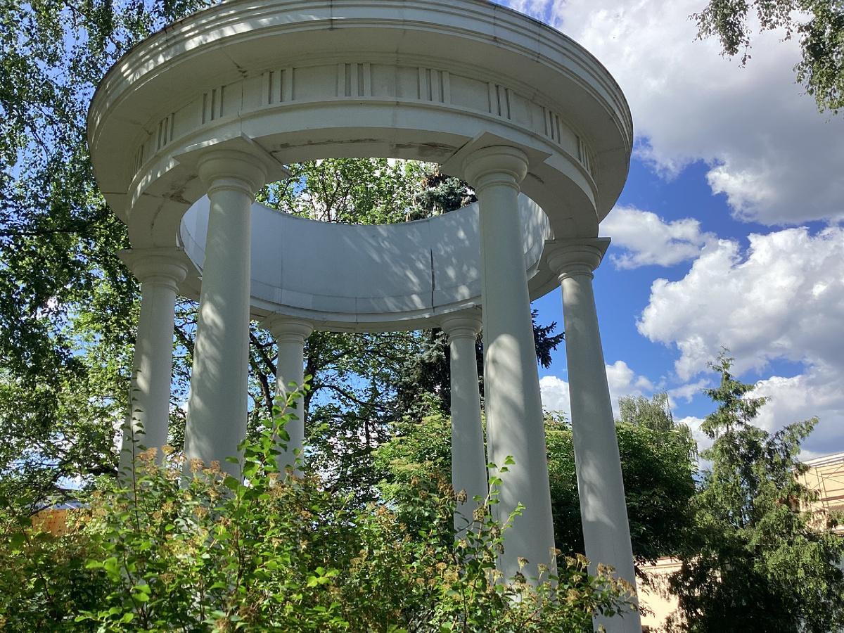 Ротонда Сочинской горки. Фото автора.