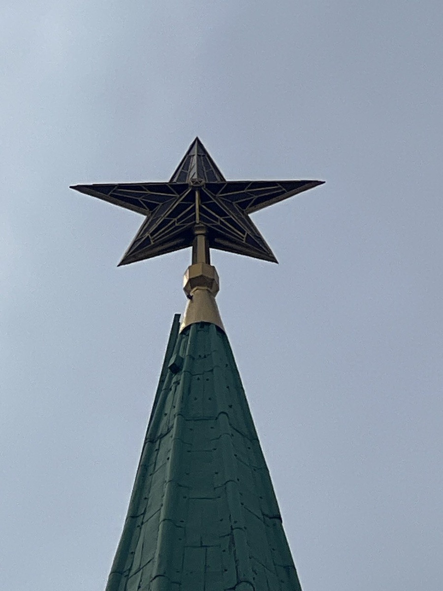 Рубиновая звезда крупным планом