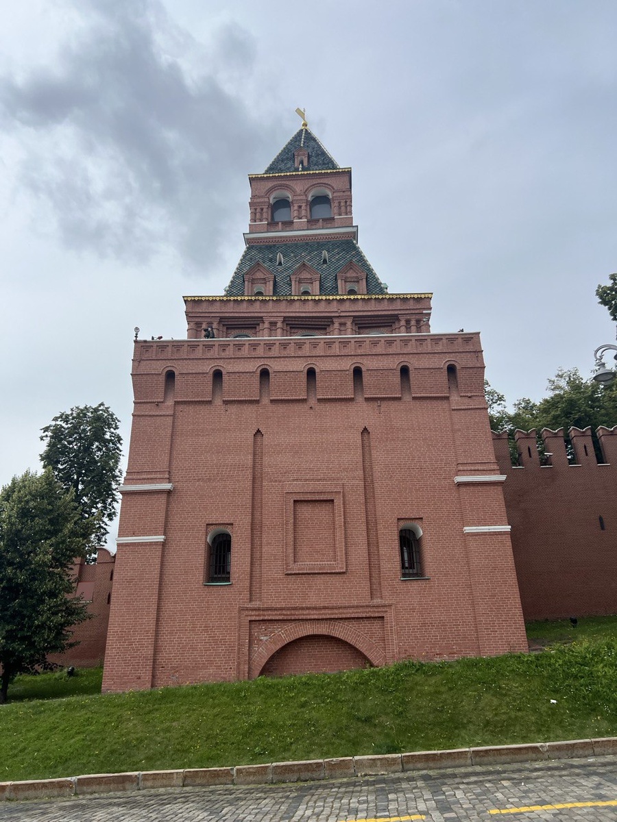 Константино-Еленинская башня